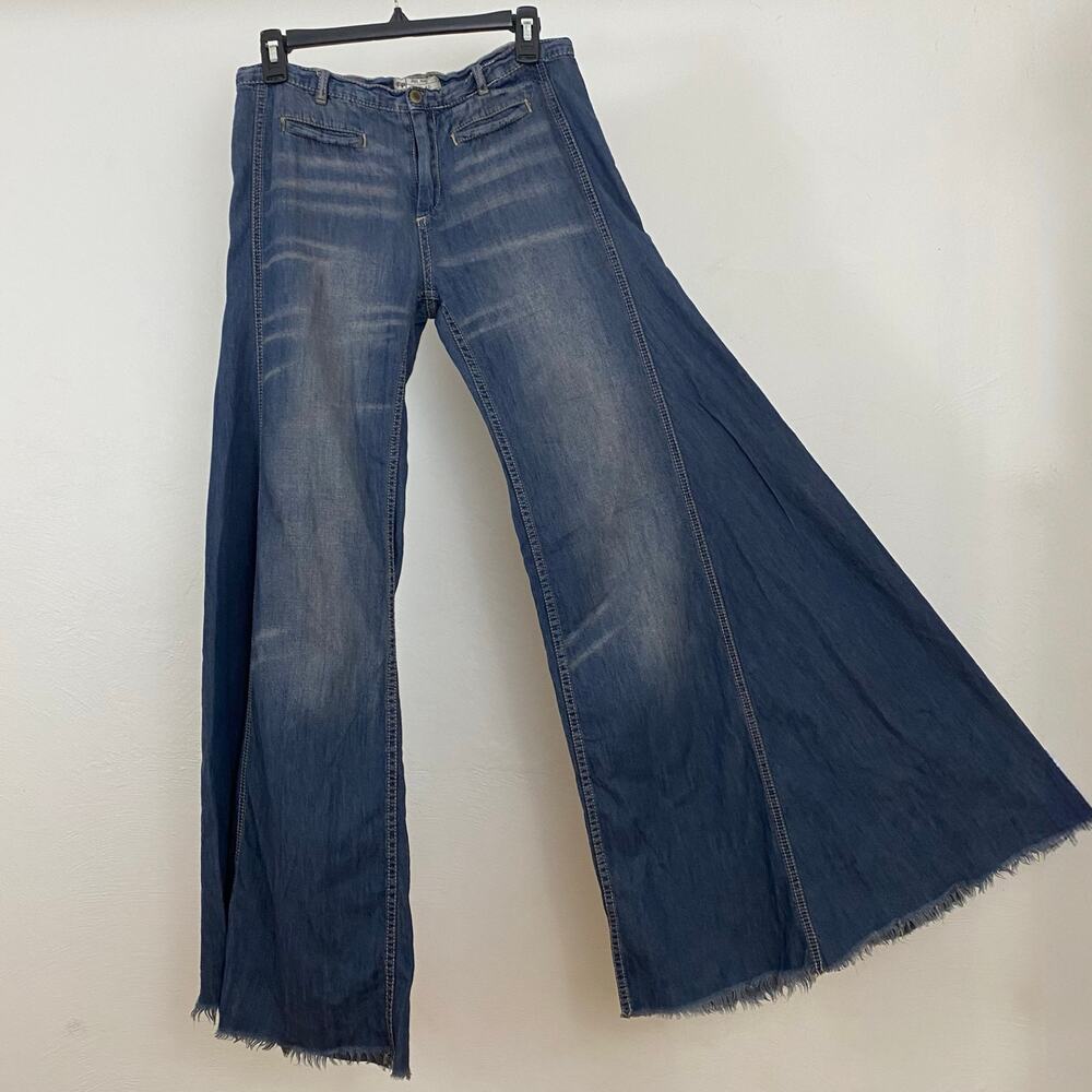 Free People Vintage Extreme Flare Jeans - Autumn Nights - Size 27